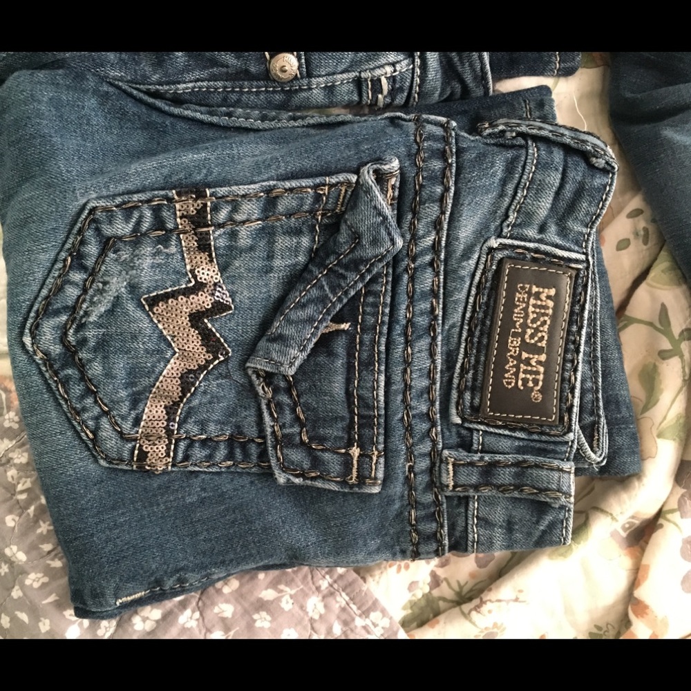 Size 26 miss me jeans skinny